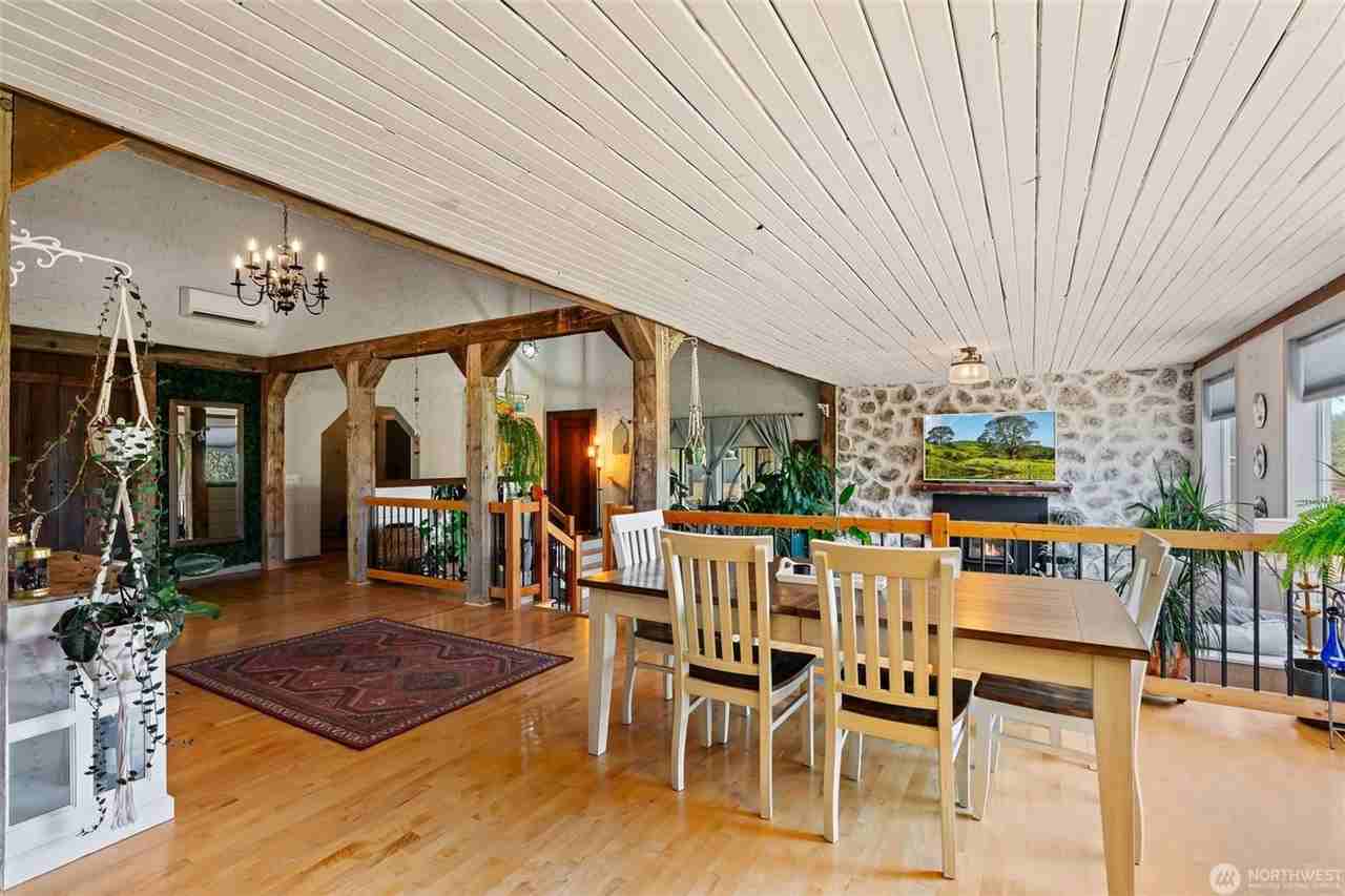 620 Clarke Rd - Photo 7 of 20