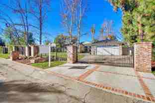 5923 Jumilla Ave - Photo 1 of 1