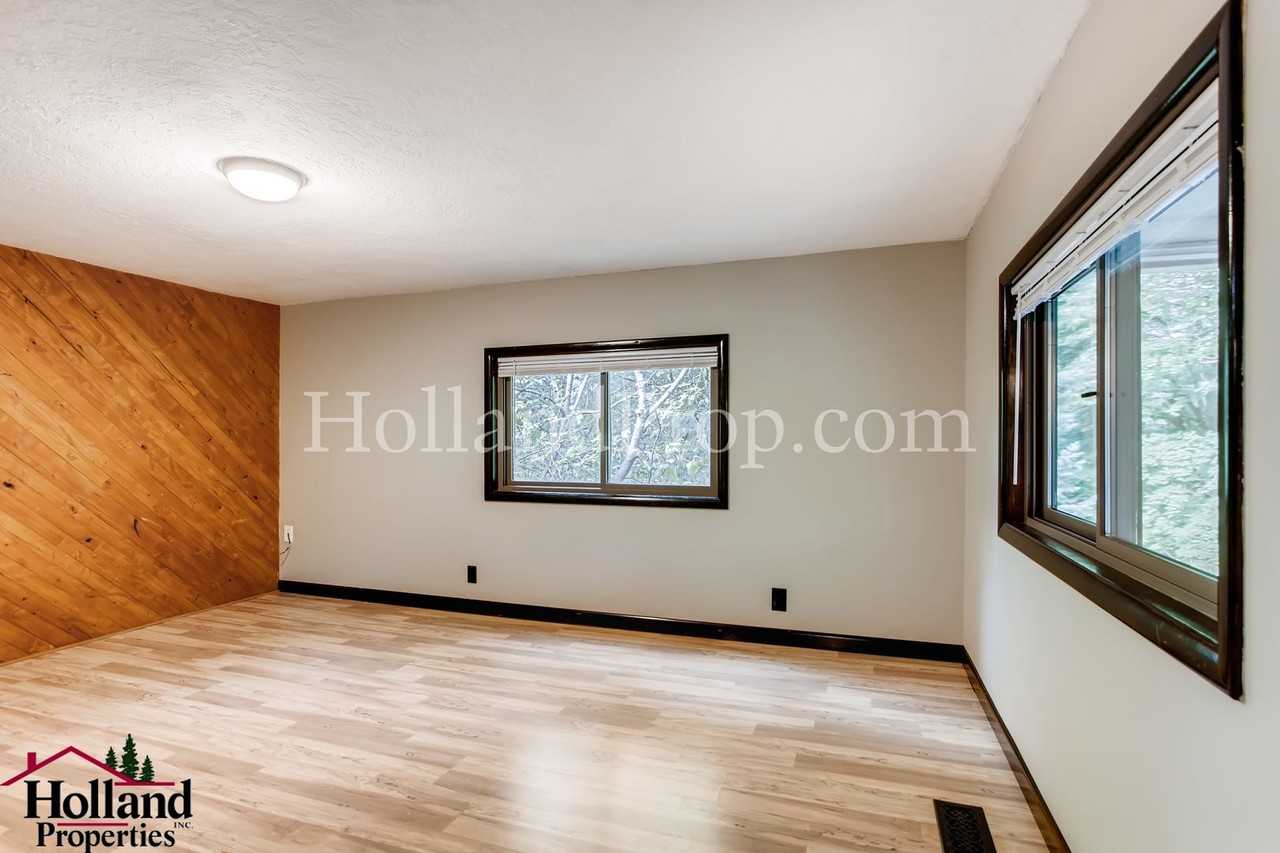 9601 Sw 42nd Ave - Photo 5 of 10