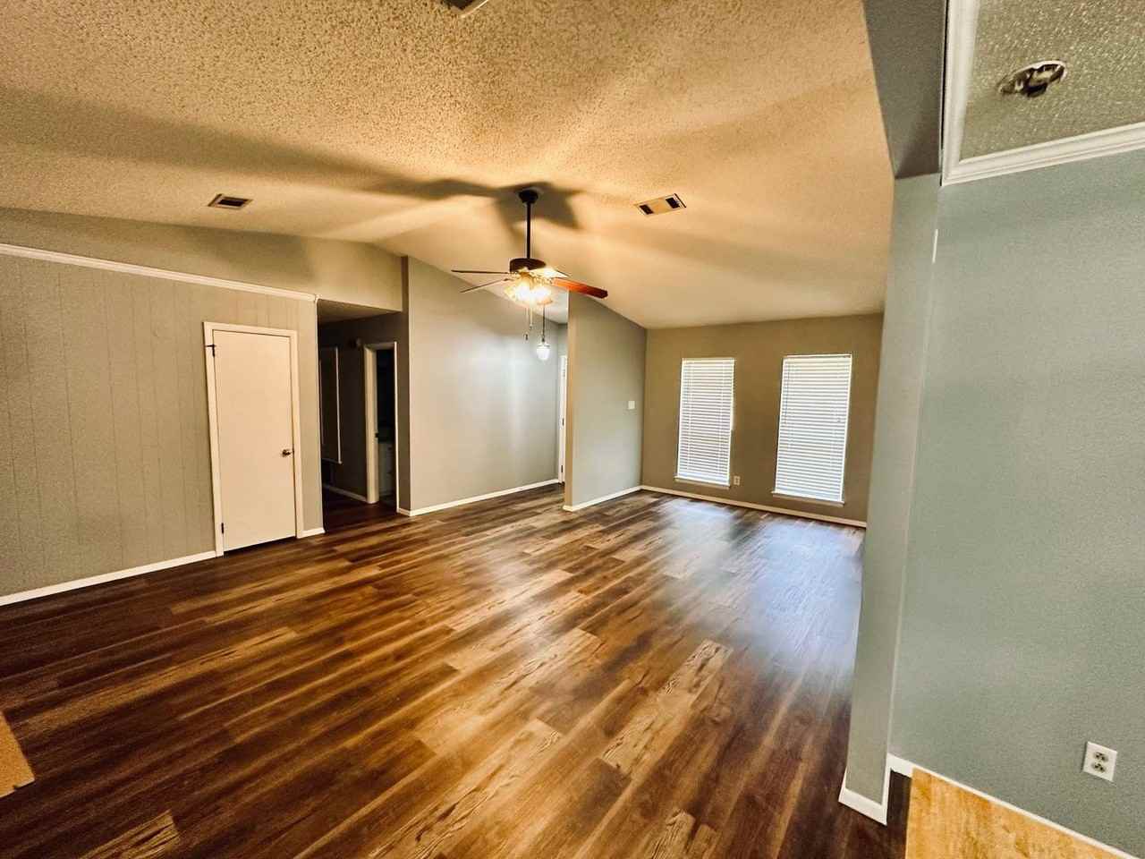 414 Newcomb Cv - Photo 2 of 13