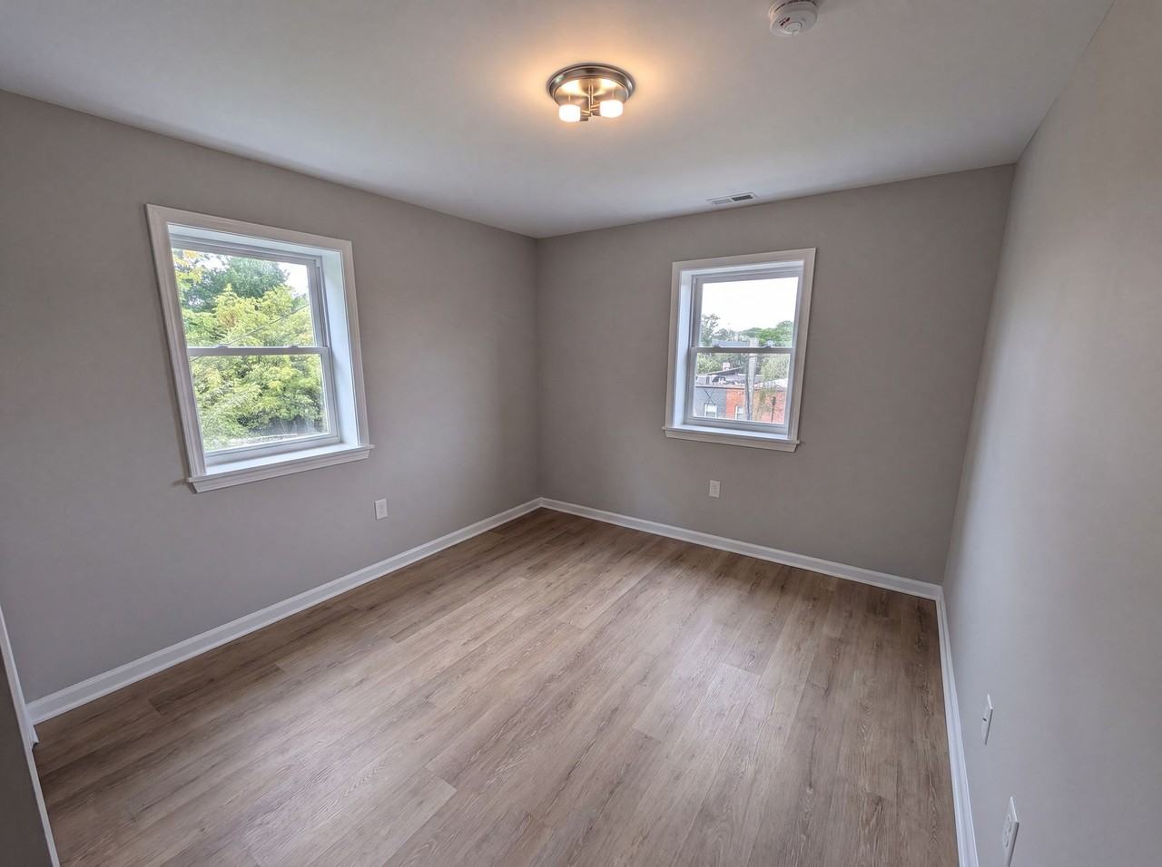 4010-4014 3rd Street SE - Photo 4 of 50
