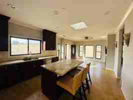 featured image of 464 Sonoma Mountain Rd