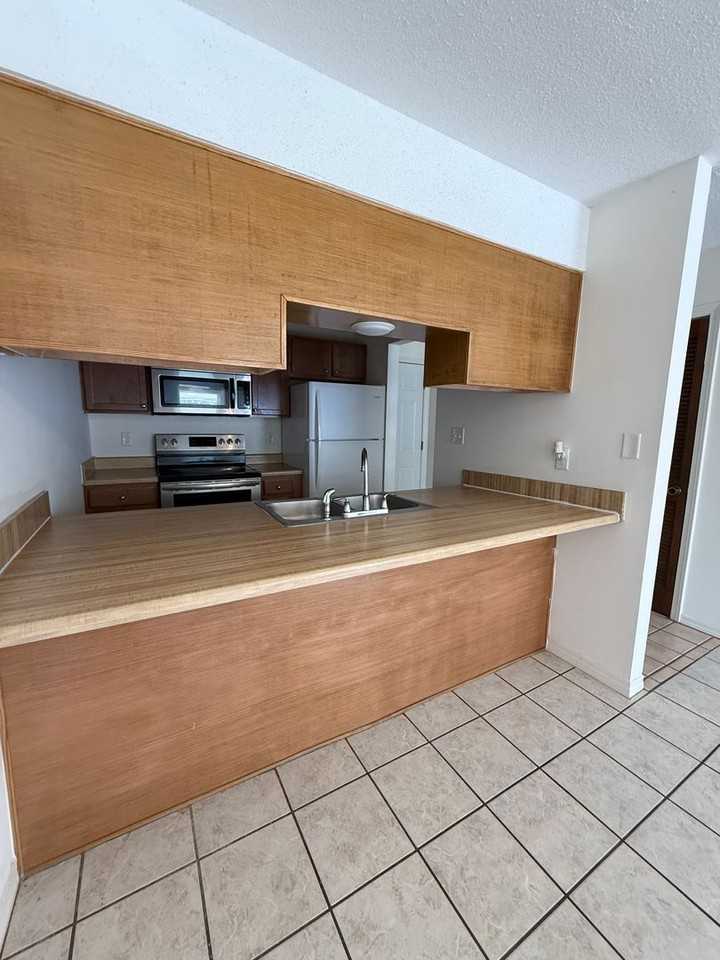 513 Landview St - Photo 4 of 17