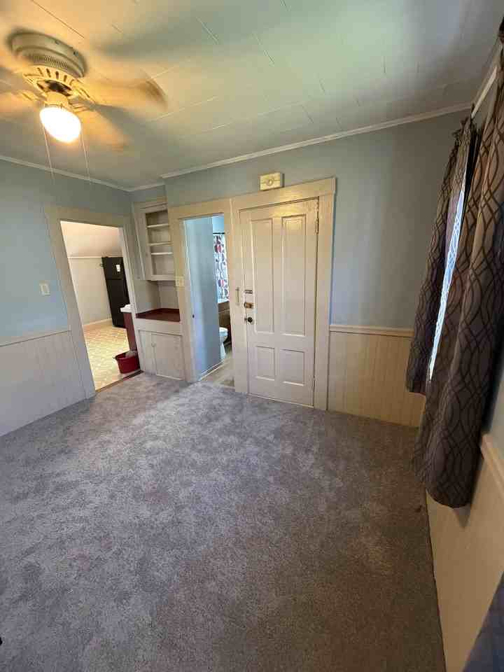 189 Bonney St #2 - Photo 3 of 7