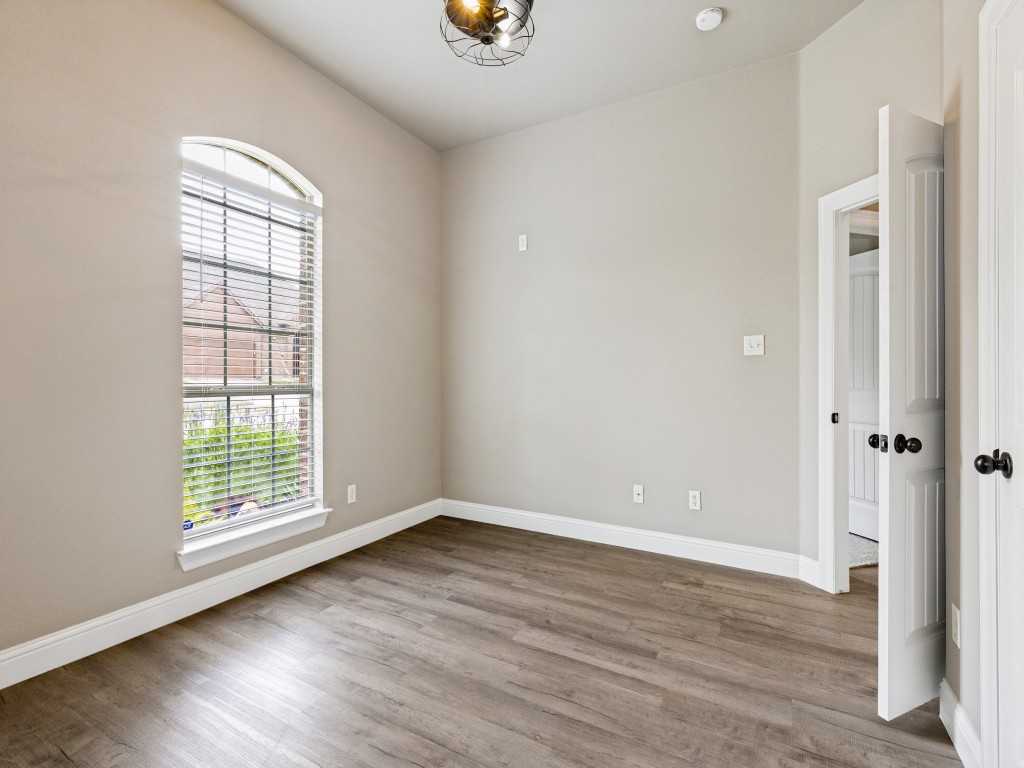455 Chisholm Trl #1 - Photo 5 of 26