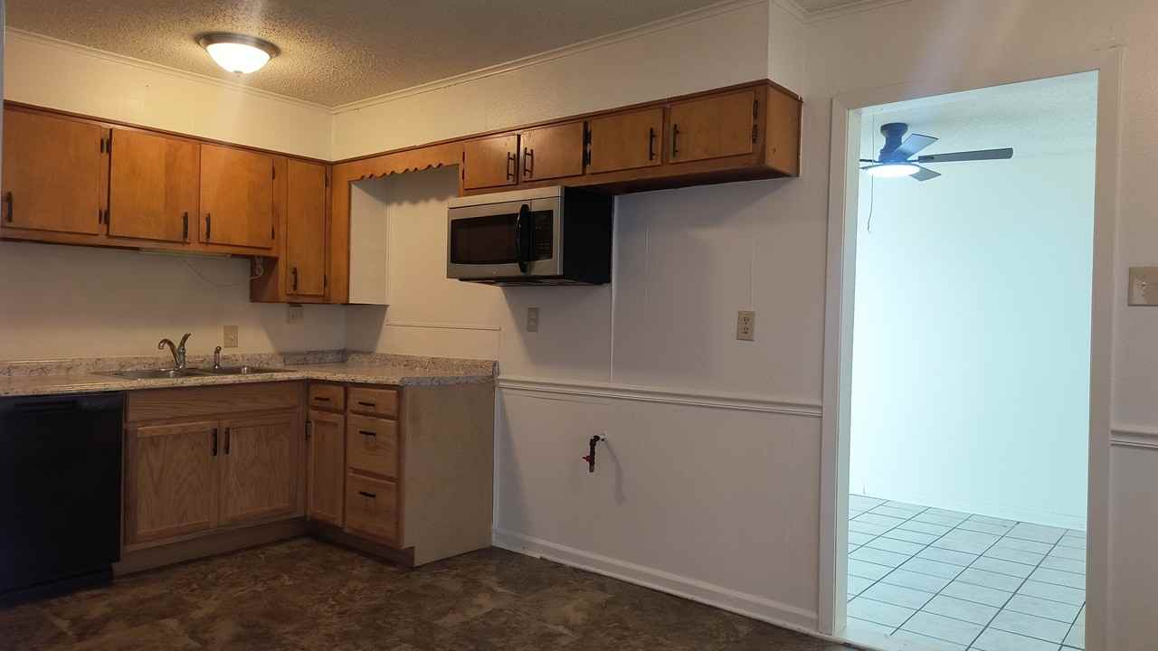 6115 Parker St #1 - Photo 3 of 15