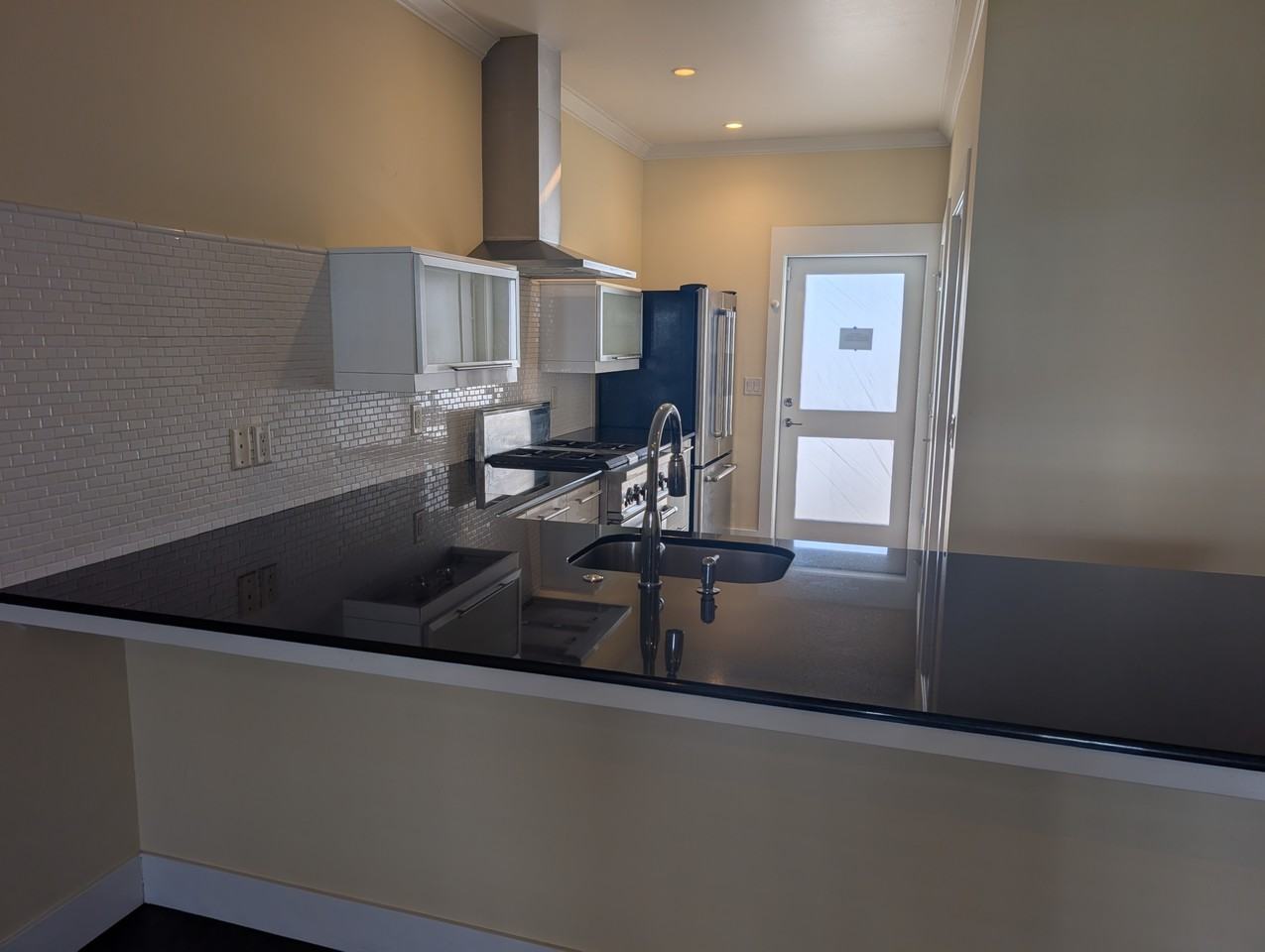 515 G St #223 - Photo 3 of 20