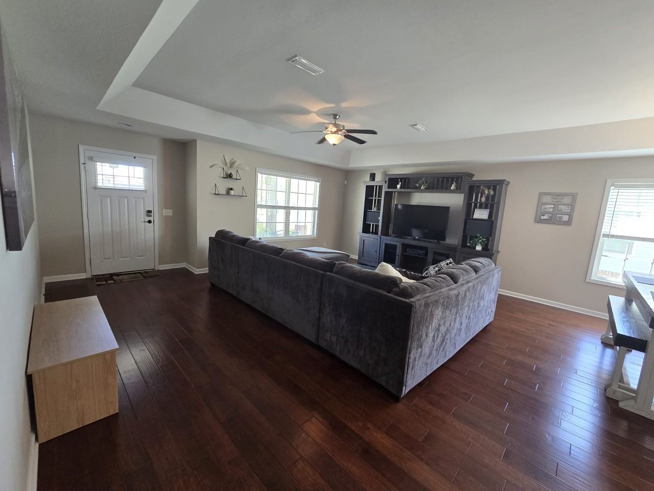 304 Jasmine Cir #1 - Photo 6 of 33