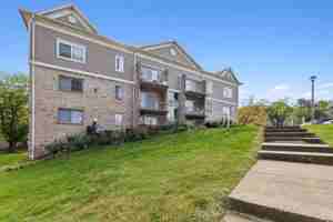 featured image of 3511 Briarwood Dr