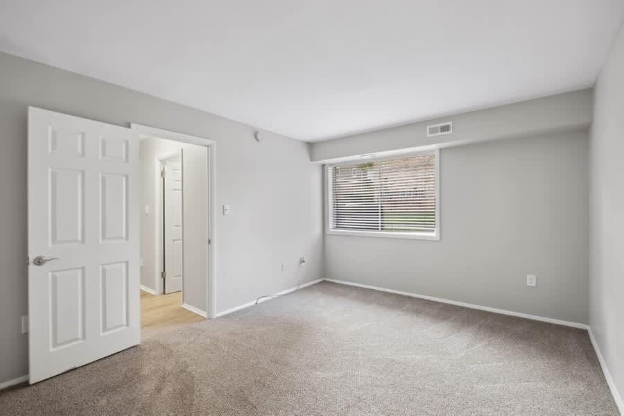 3511 Briarwood Dr - Photo 3 of 23