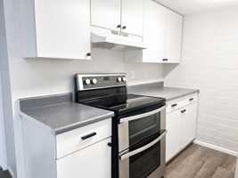 featured image of 507 W 10th St #D
