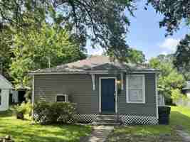 featured image of 2233 Lilly St #1