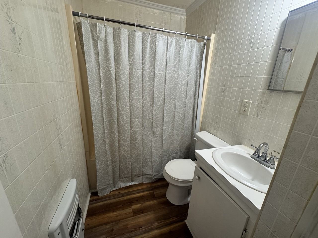 2233 Lilly St #1 - Photo 4 of 7