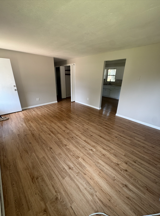 513 Coventry Dr #1 - Photo 3 of 11