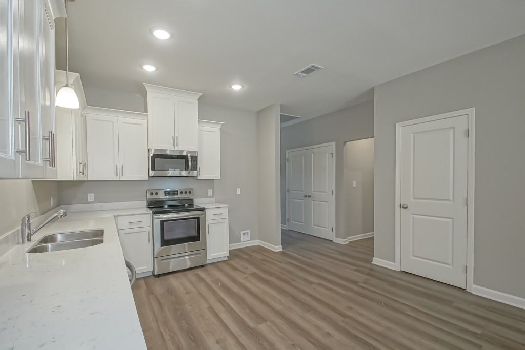 19921 Grantham Road - BUnit A #B - Photo 3 of 11