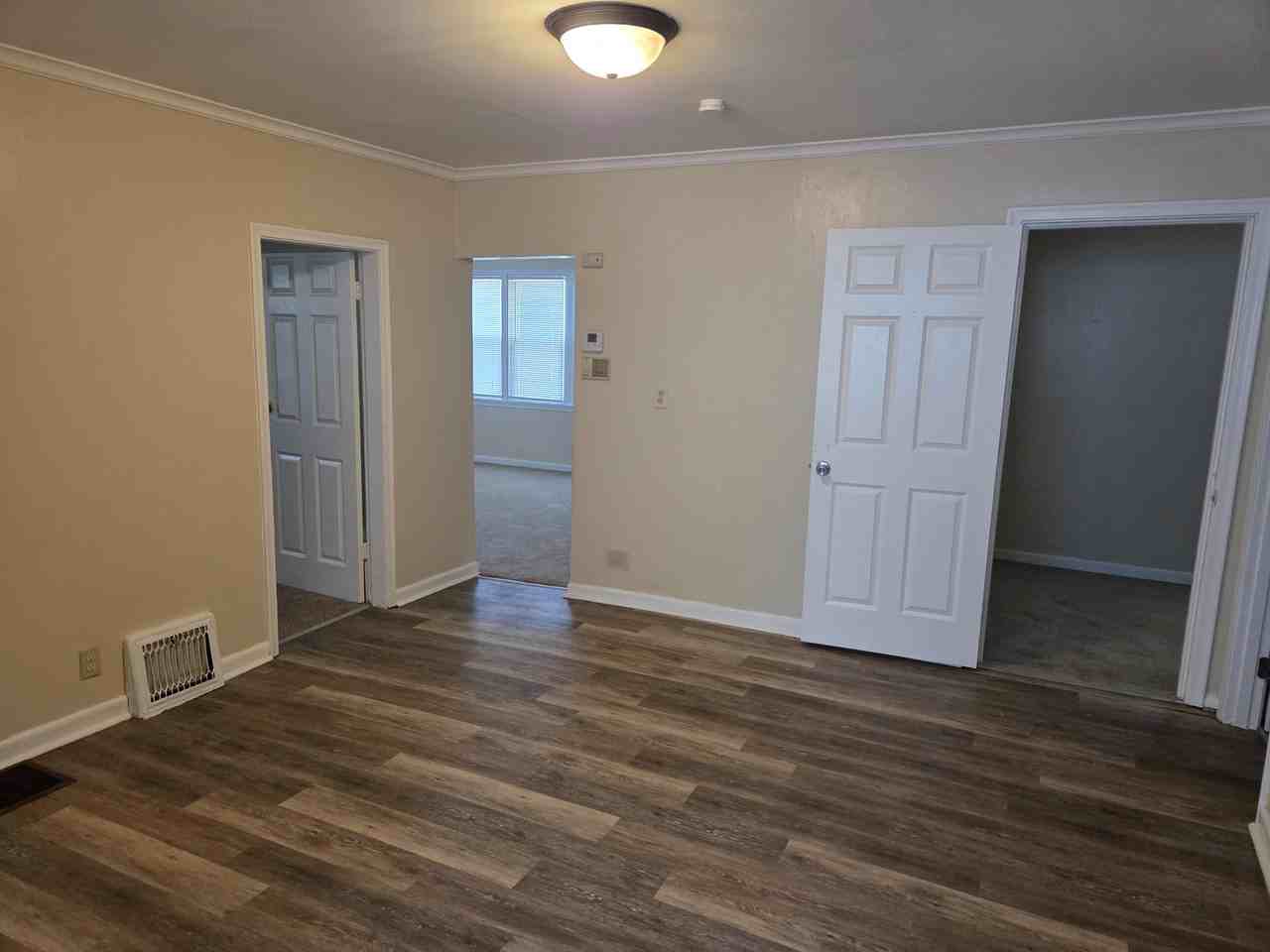 1839 Oliver Ave N #1 - Photo 5 of 21