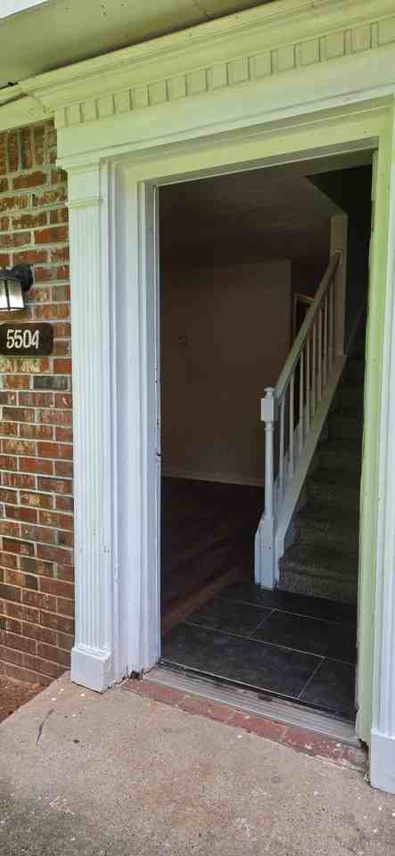 5506 Estates Ct #1 - Photo 2 of 16
