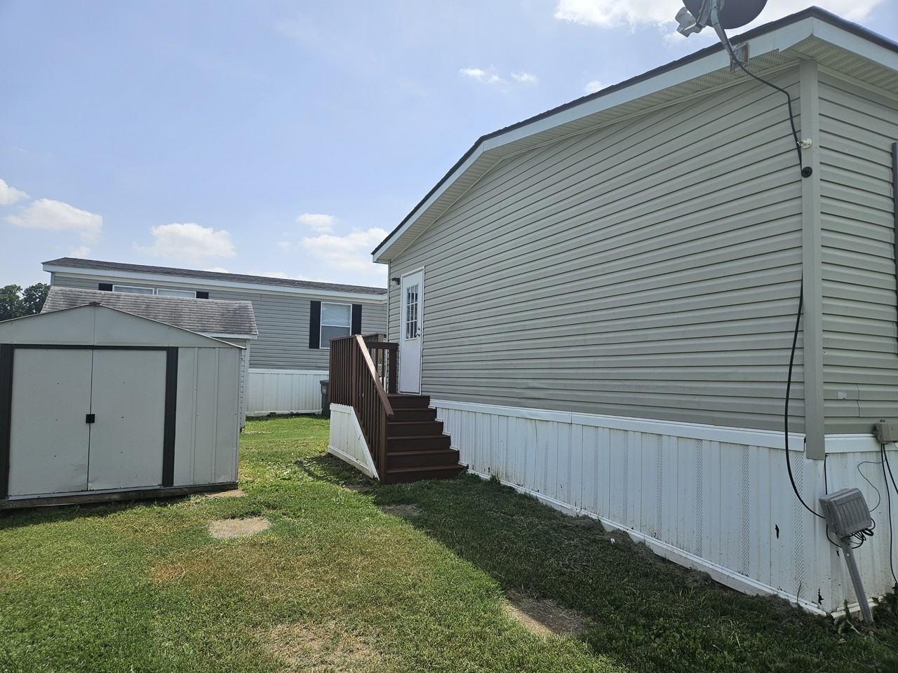 39 Lynnwood Cir #125 - Photo 4 of 21