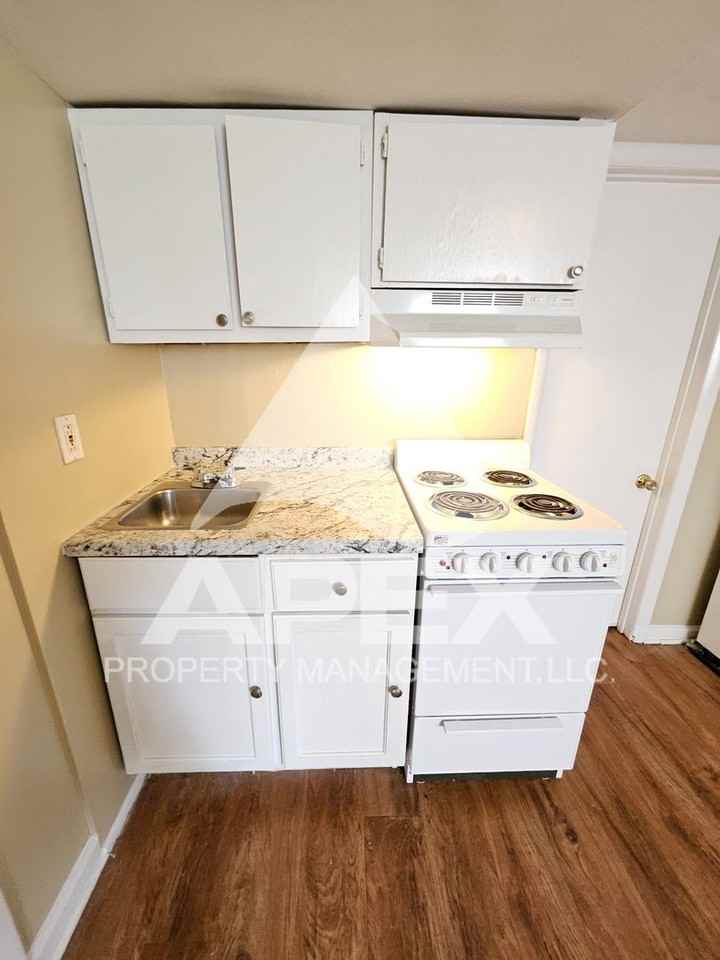 2927 Whittle Springs Road - Photo 7 of 13