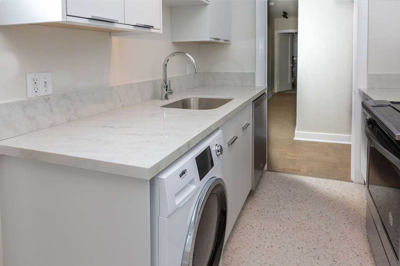 Pollyanna Apartments - Photo 7 of 25