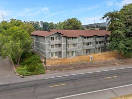 featured image of 3001 E Upriver Dr