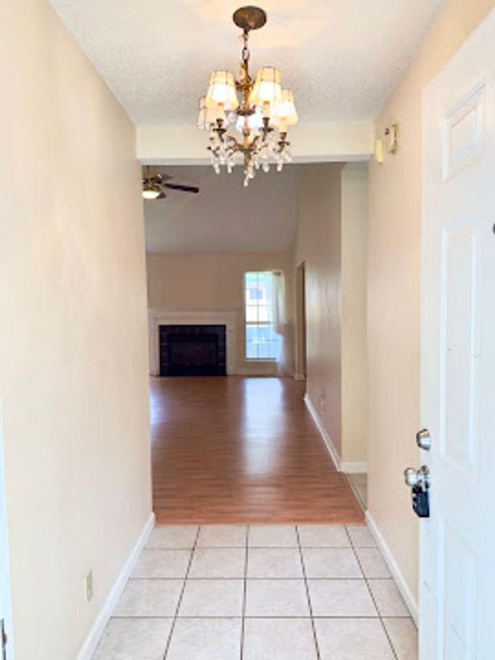 109 Waterman Rd - Photo 2 of 20
