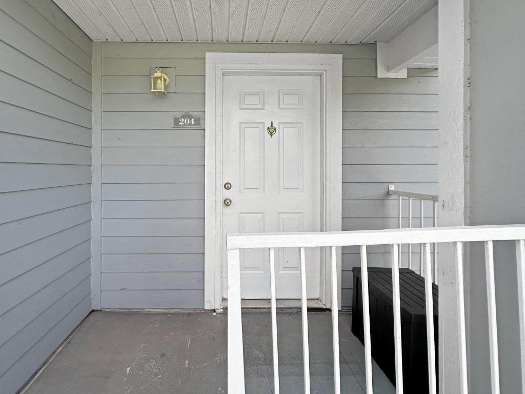 708 Secret Harbor Ln ##204 - Photo 2 of 18