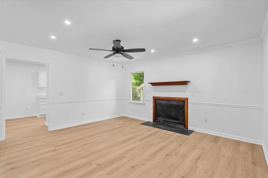 120 Arcaro Dr - Photo 3 of 26