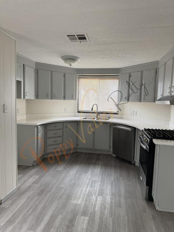 3234 E Jagerson Ave - Photo 4 of 9