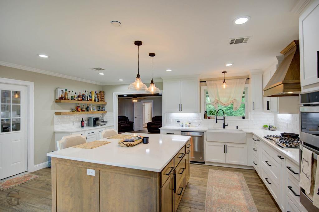 1710 Ray Ave - Photo 7 of 24
