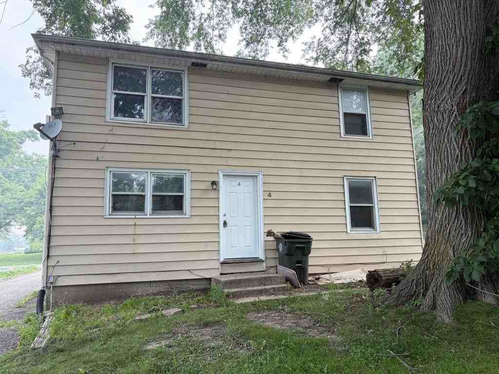 124 E State St - Photo 3 of 9
