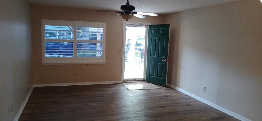9357 Sw 82nd Ter Unit C - Photo 2 of 13