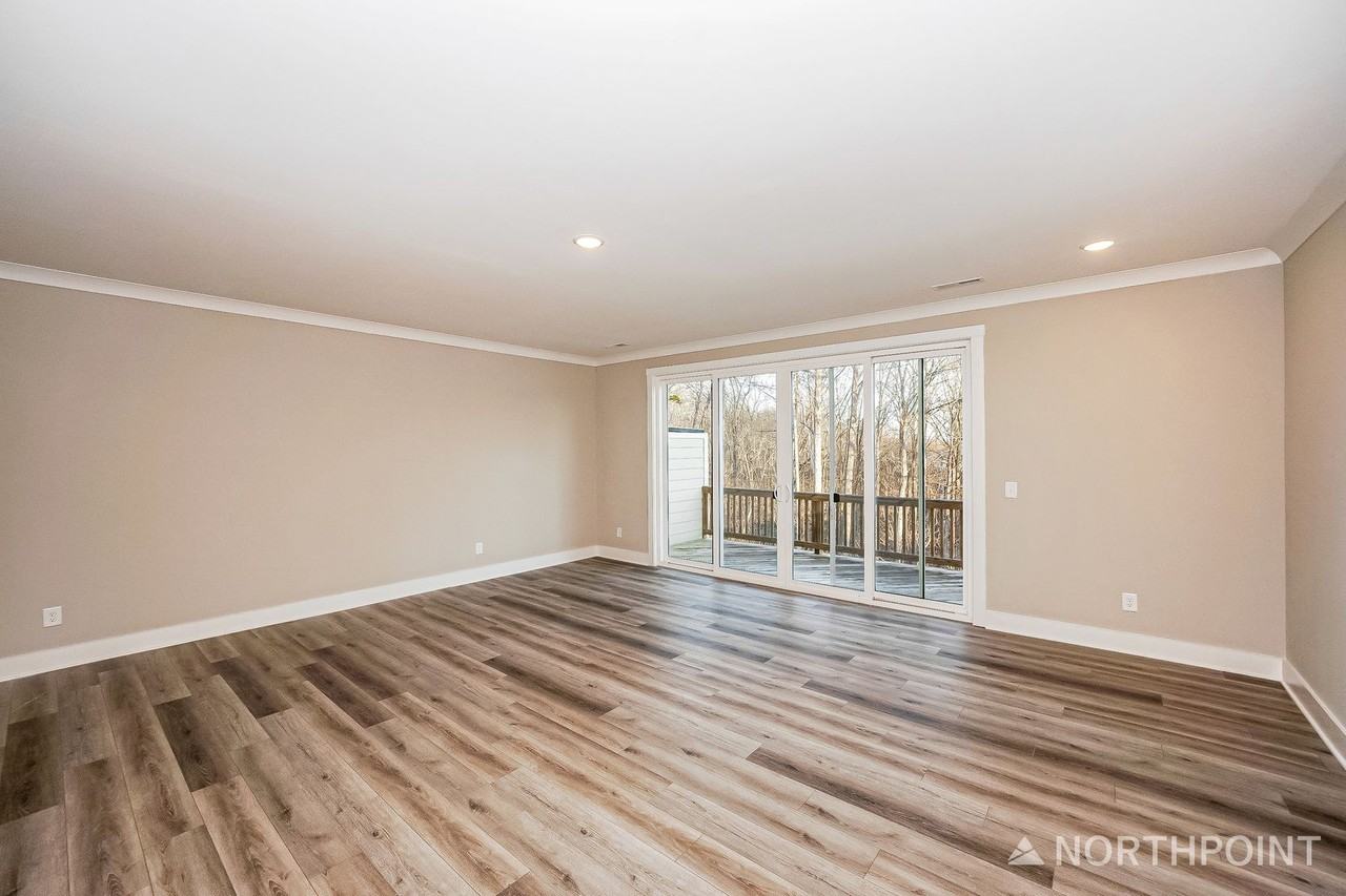120 Glencoe Ln - Photo 6 of 22