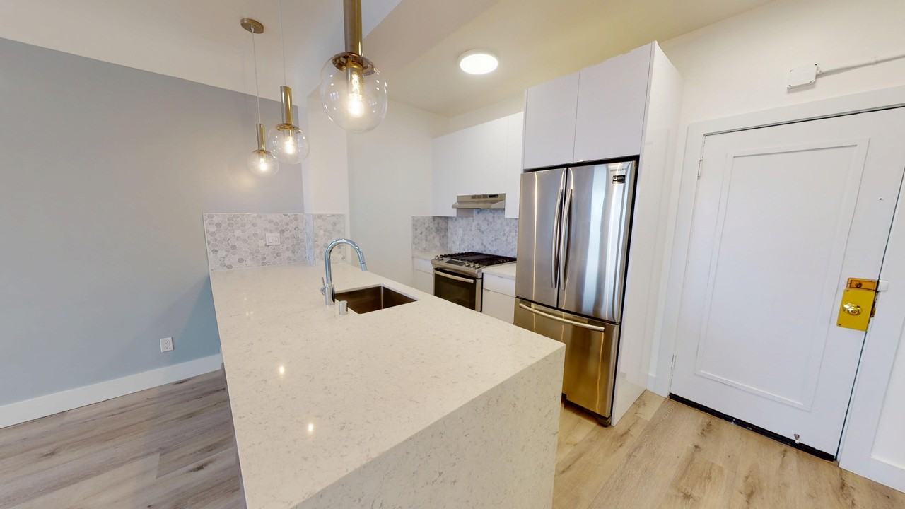1472 Filbert Street - Photo 3 of 34