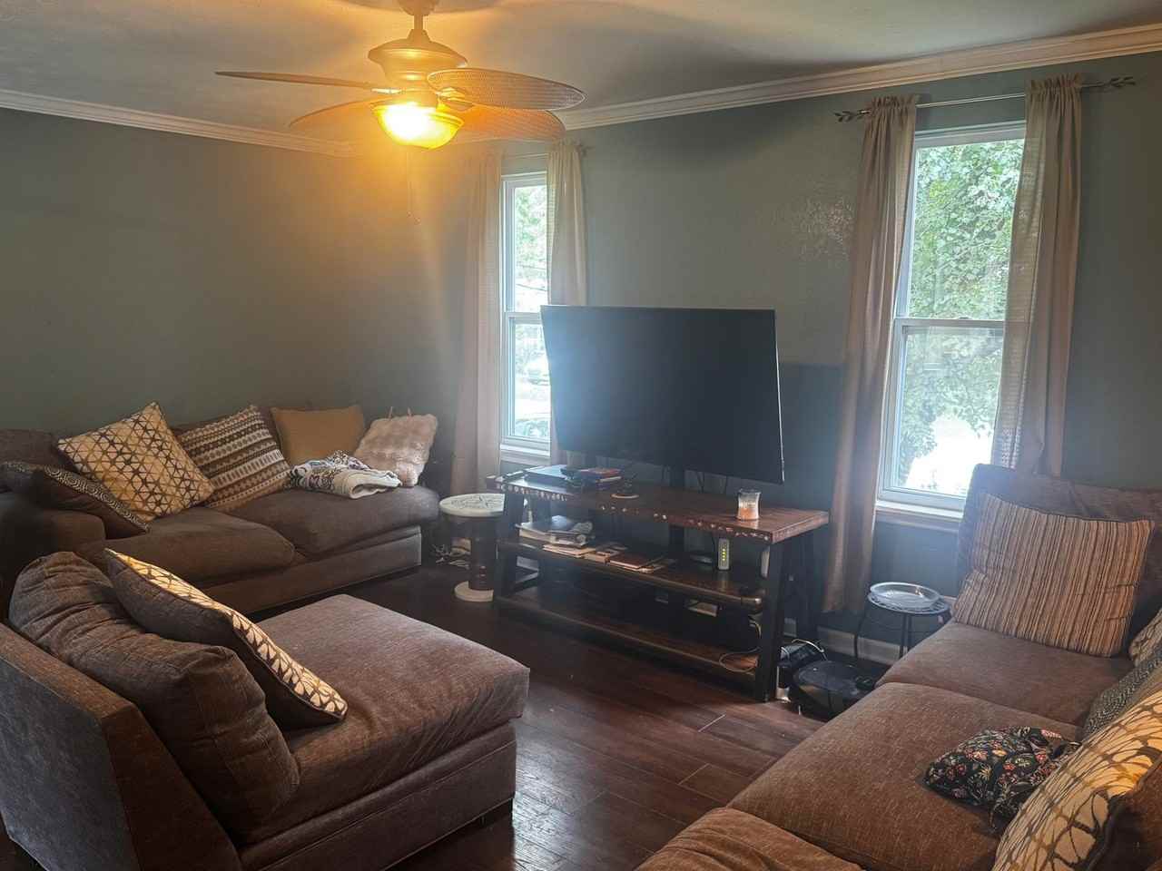 588 Blake Moore Dr - Photo 2 of 12