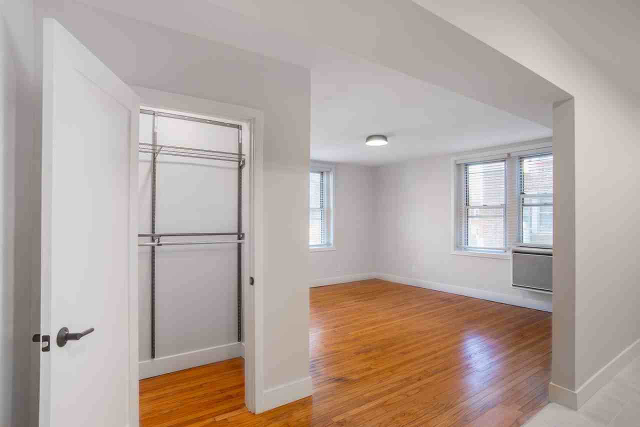 Rocksboro Apartments - Photo 7 of 29