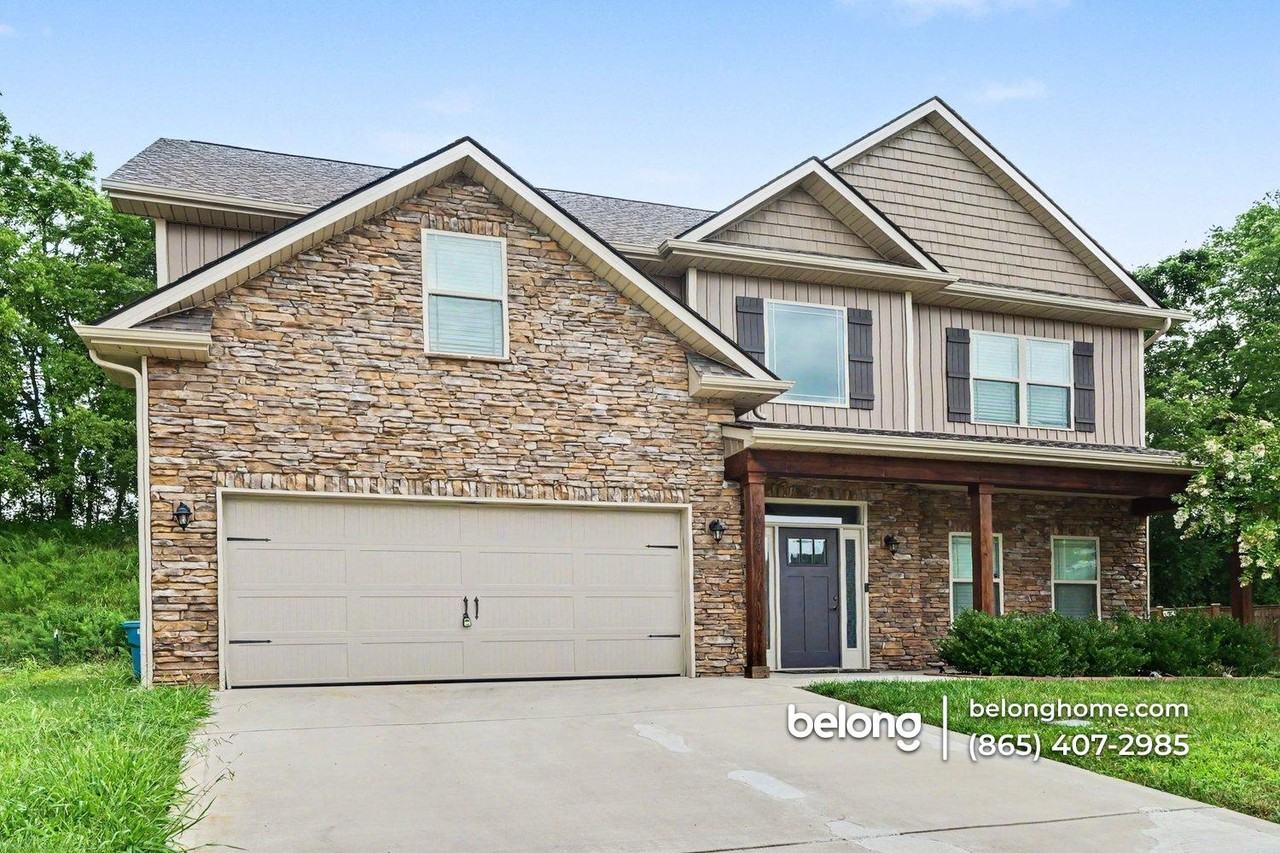 2220 Shylah Mia Ln - Photo 2 of 25