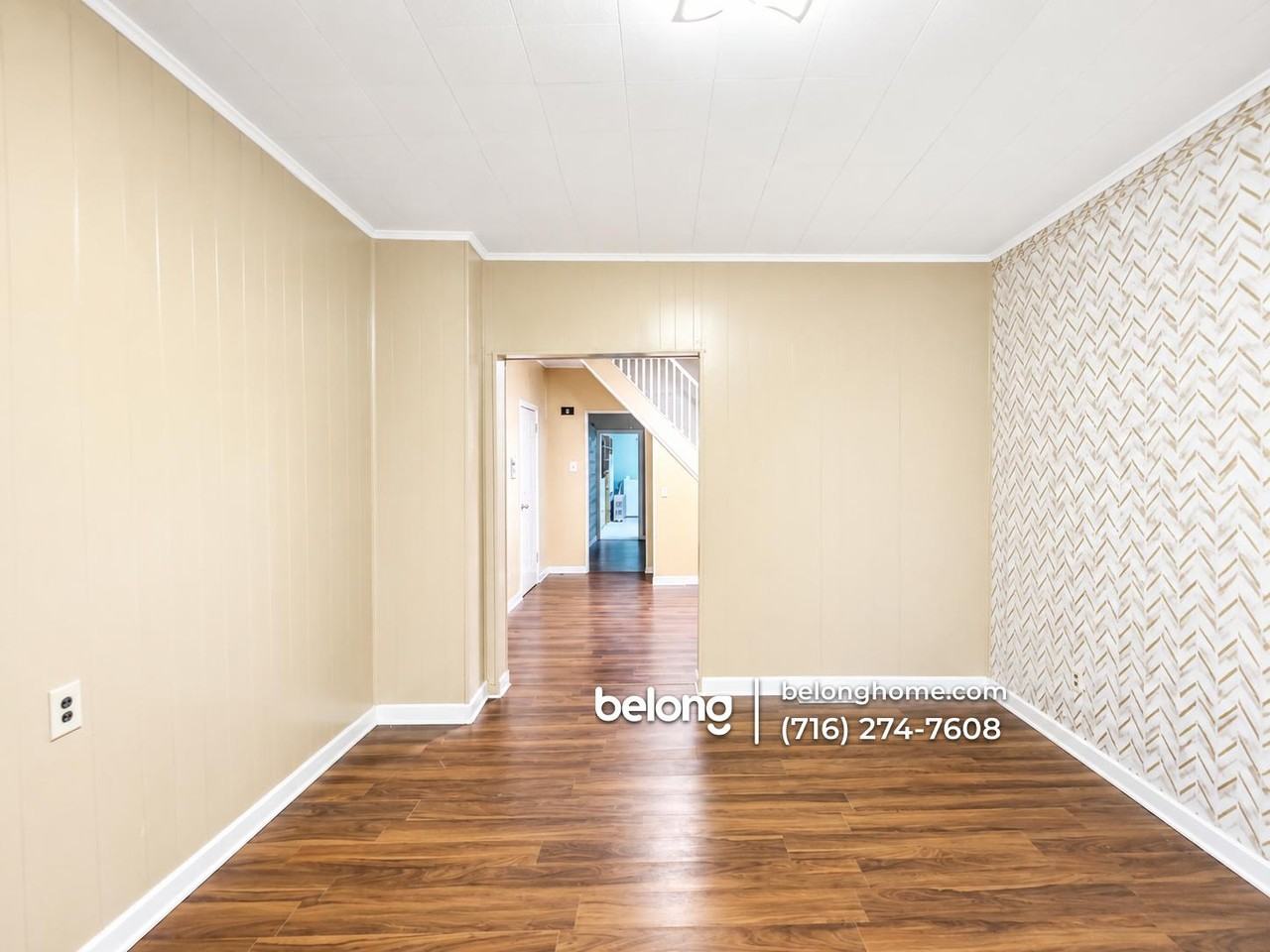 2207 Linwood Ave - Photo 4 of 10