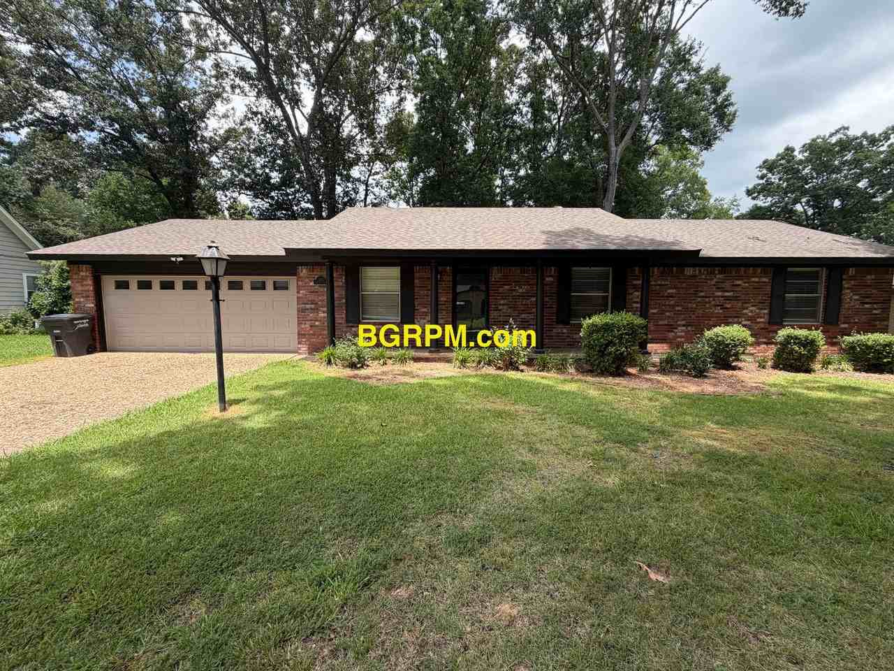 119 Foxdell Cir