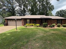119 Foxdell Cir - Photo 1 of 1
