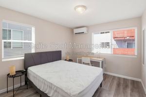 featured image of 160 Harrison Ave #E3