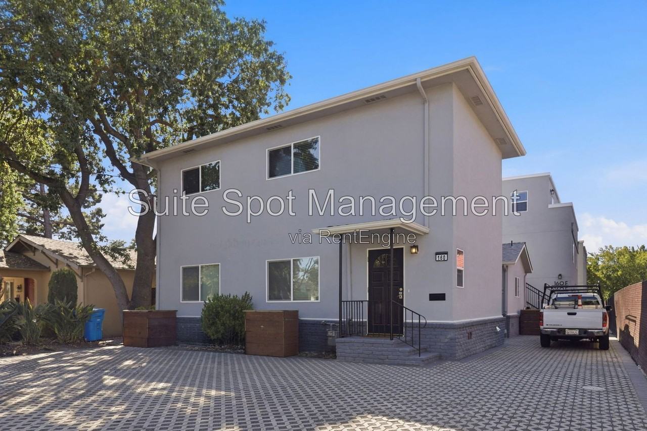 160 Harrison Ave #E3 - Photo 2 of 43