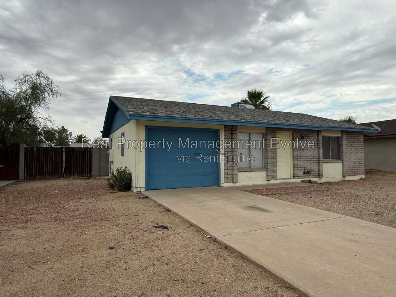 9248 W Mescal St - Photo 2 of 18