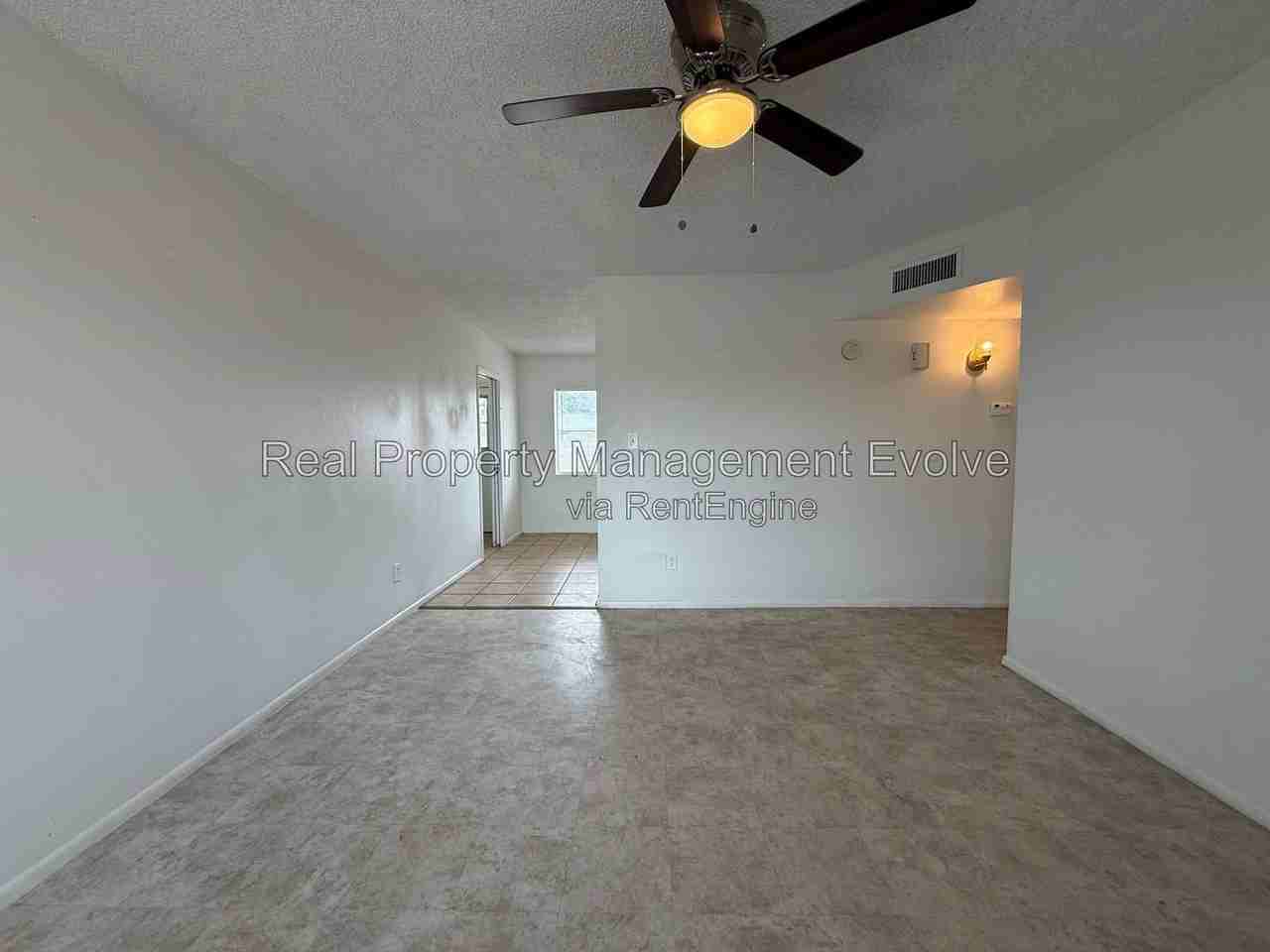 9248 W Mescal St - Photo 3 of 18