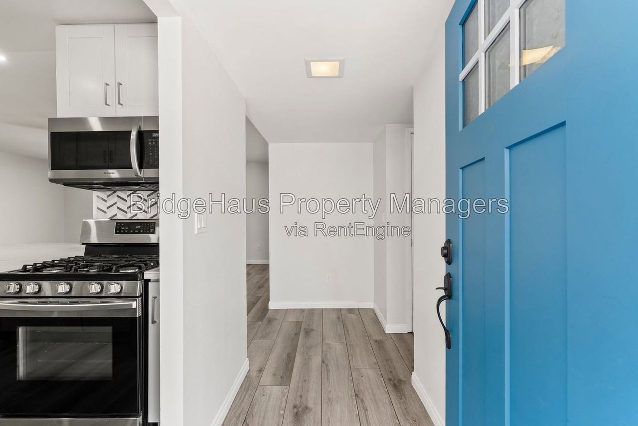 13504 Orange Blossom Ln - Photo 4 of 37