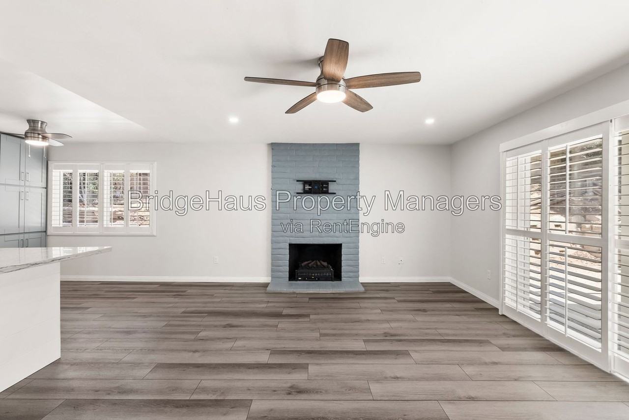 13504 Orange Blossom Ln - Photo 7 of 37