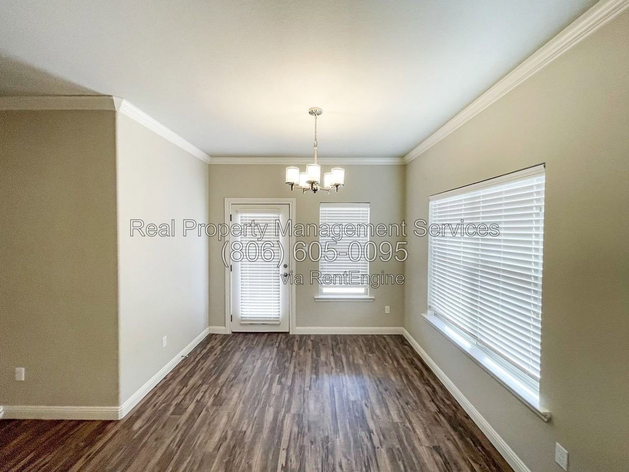4907 Jarvis St - Photo 7 of 18