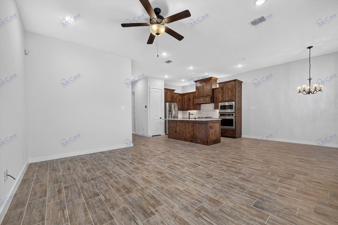 8728 Ice House Dr - Photo 7 of 27