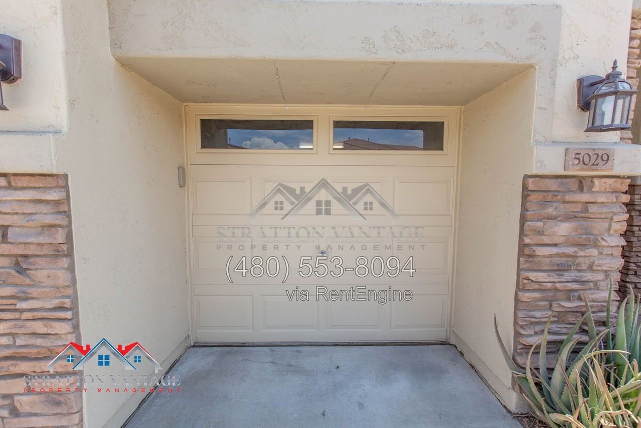 5029 W Yearling Rd - Photo 6 of 50