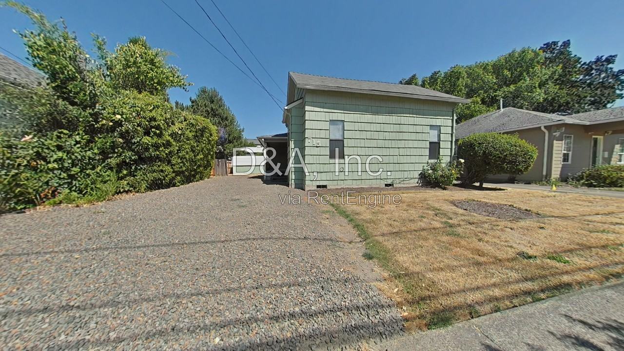 715 Sw 11th St